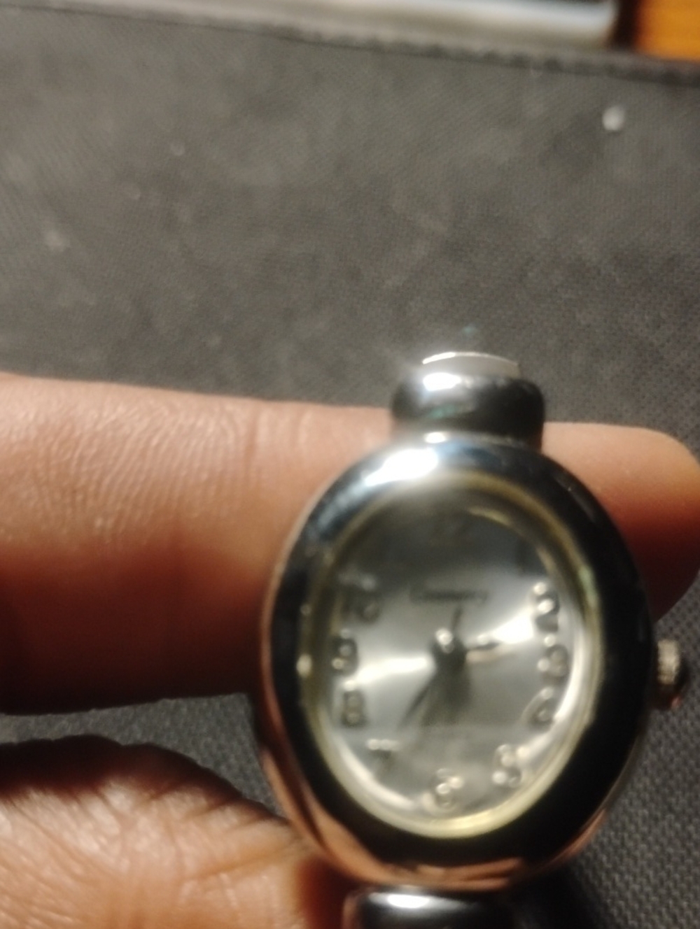 Gramercy Silver Oval Women's Dress Watch - Unknown Brand